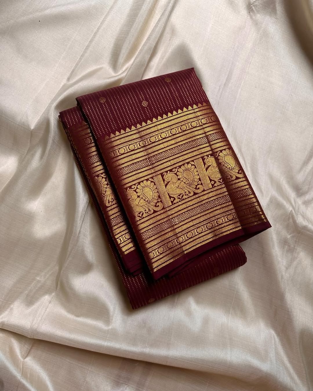 Hypnotic Maroon Soft Banarasi Silk Saree With Inimitable Blouse Piece