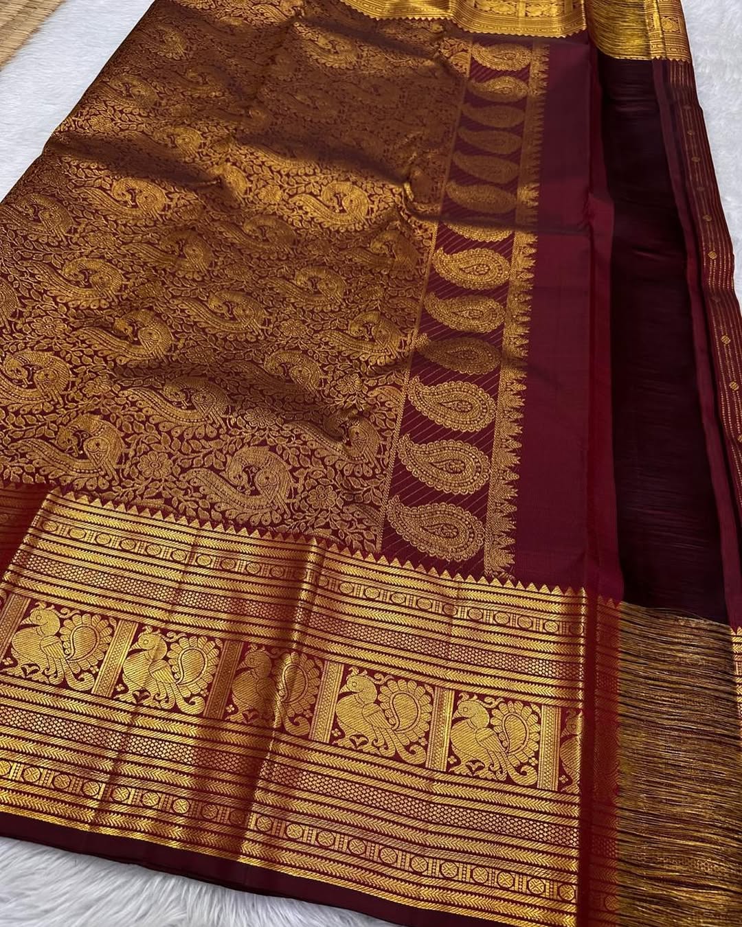Hypnotic Maroon Soft Banarasi Silk Saree With Inimitable Blouse Piece