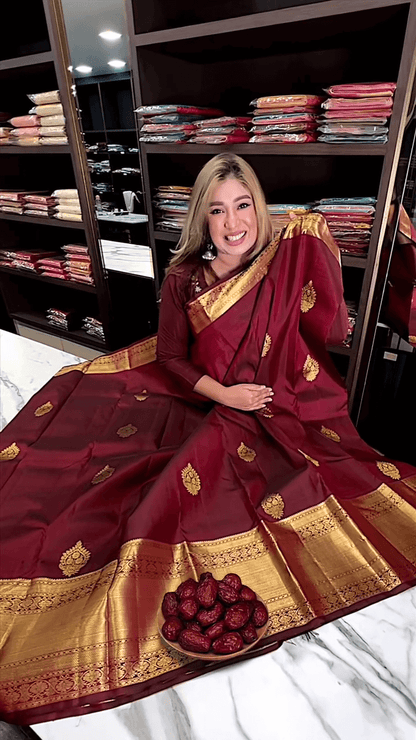 Eclat Maroon Soft Banarasi Silk Saree With Flameboyant Blouse Piece