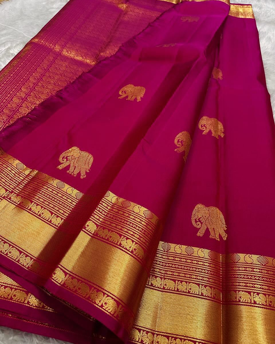 Stunning Dark Pink Soft Banarasi Silk Saree With Alluring Blouse Piece
