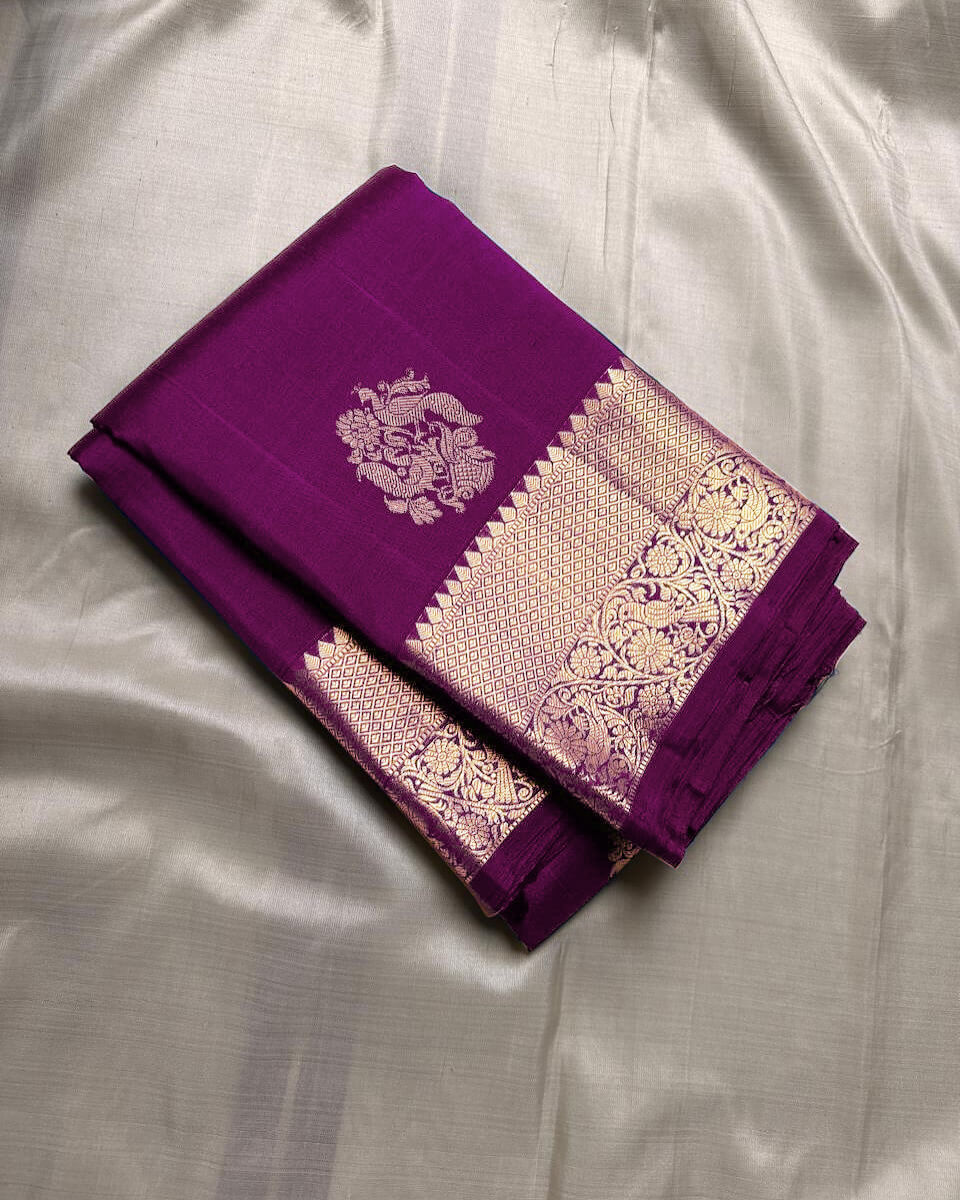 Alluring Purple Soft Banarasi Silk Saree With Exquisite Blouse Piece