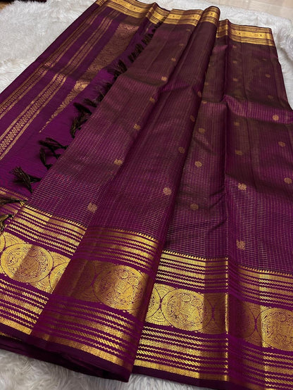 Lagniappe Wine Soft Banarasi Silk Saree With Murmurous Blouse Piece