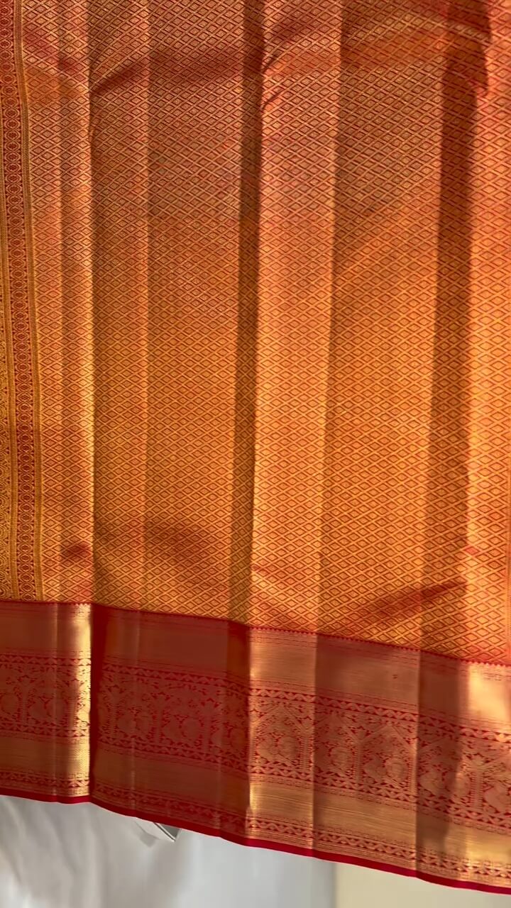 Vivacious Red Soft Banarasi Silk Saree With Petrichor Blouse Piece