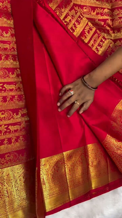 Entrancing Red Soft Banarasi Silk Saree With Divine Blouse Piece