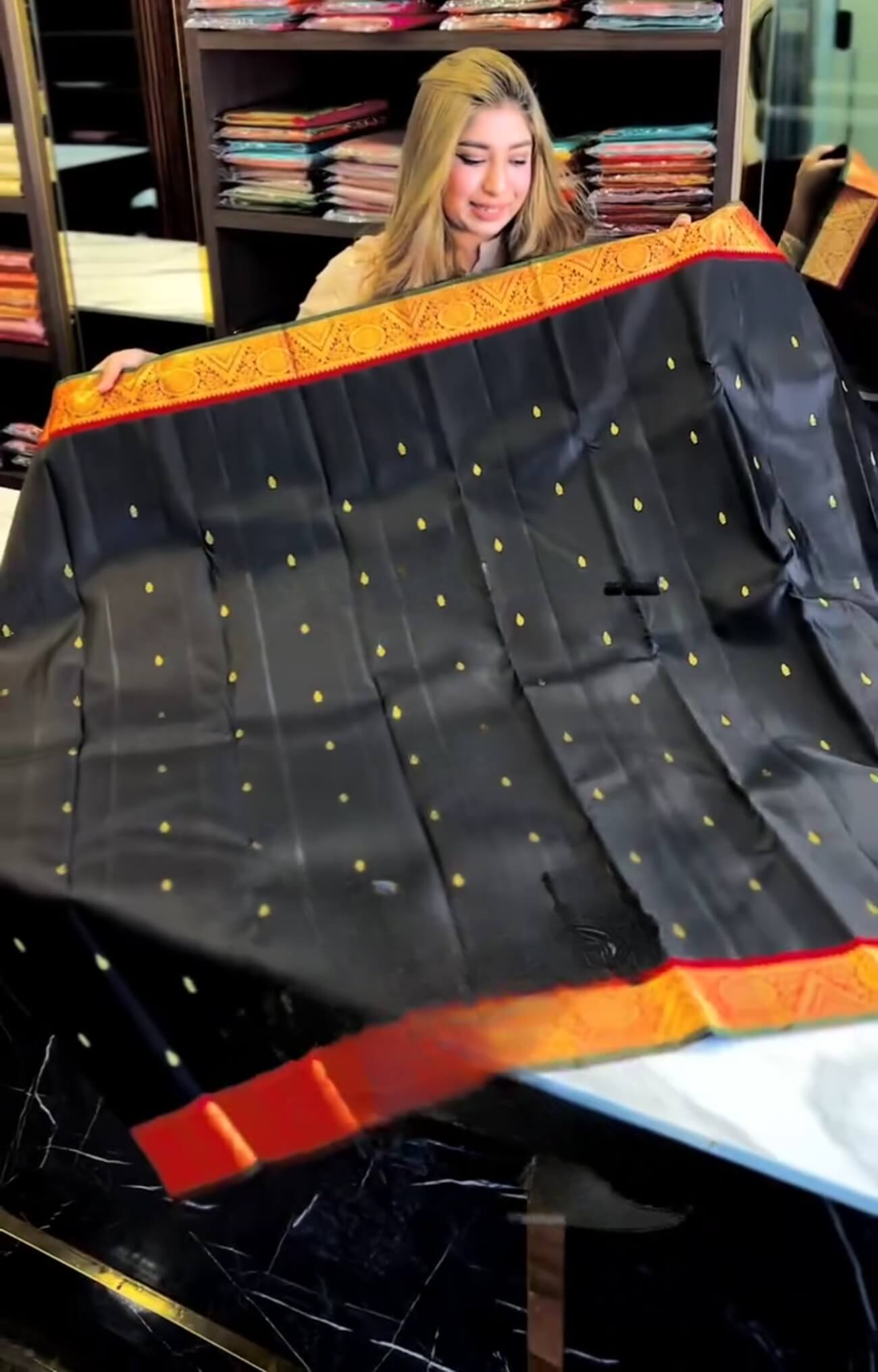 Magnificat Black Soft Banarasi Silk Saree With Confounding  Blouse Piece