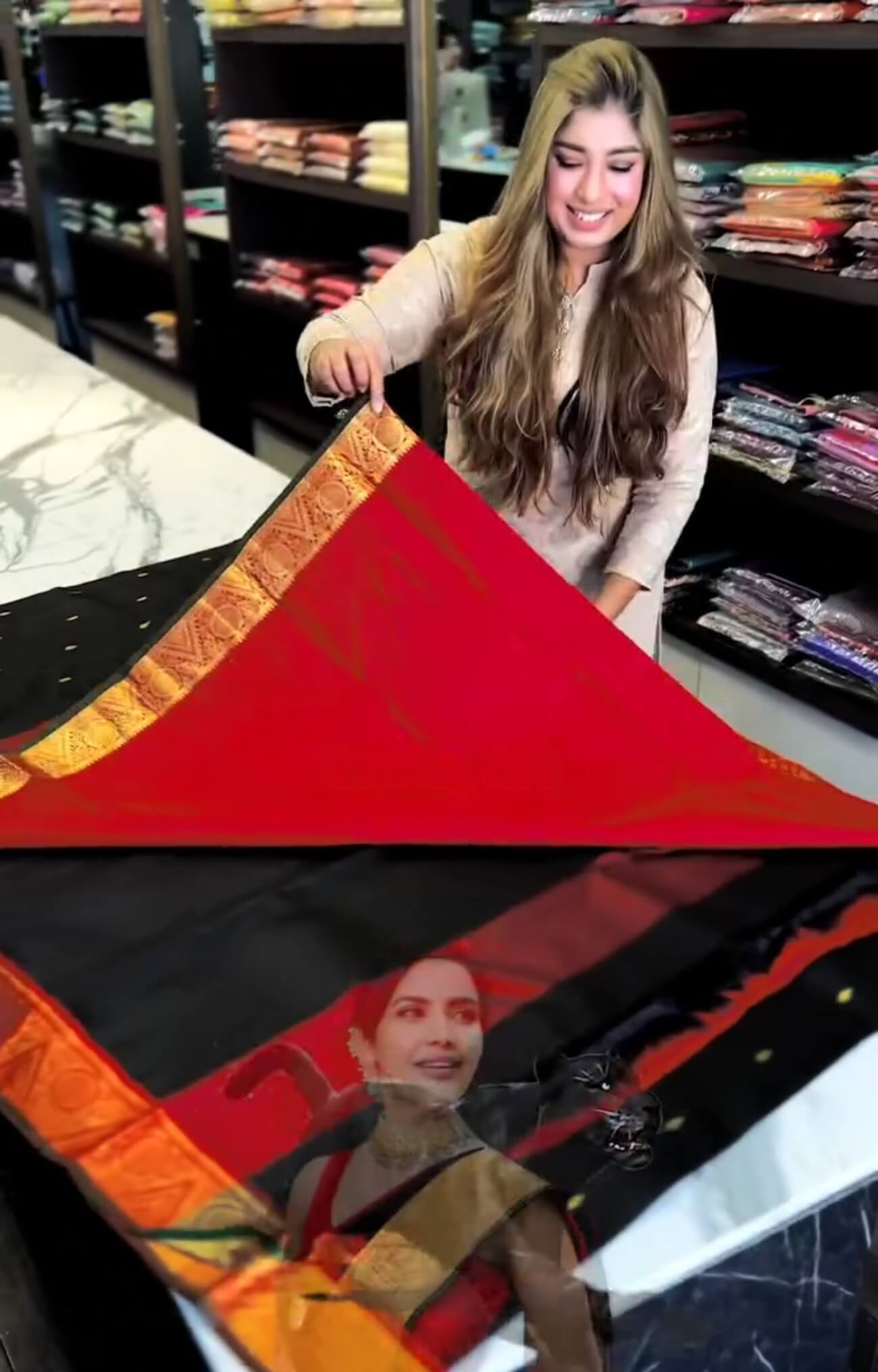 Magnificat Black Soft Banarasi Silk Saree With Confounding  Blouse Piece