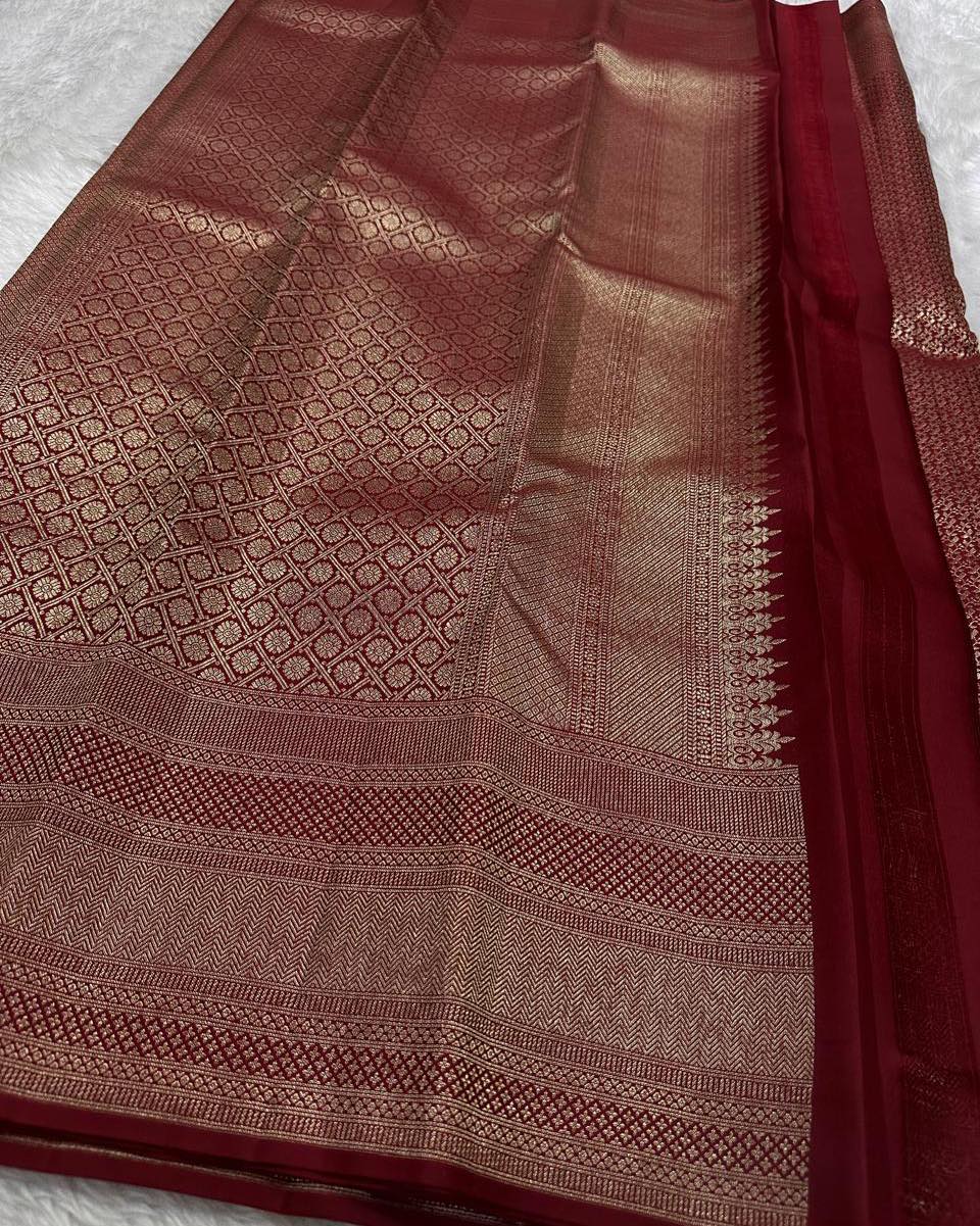 Bewitching Wine Soft Banarasi Silk Saree With Mesmerising Blouse Piece