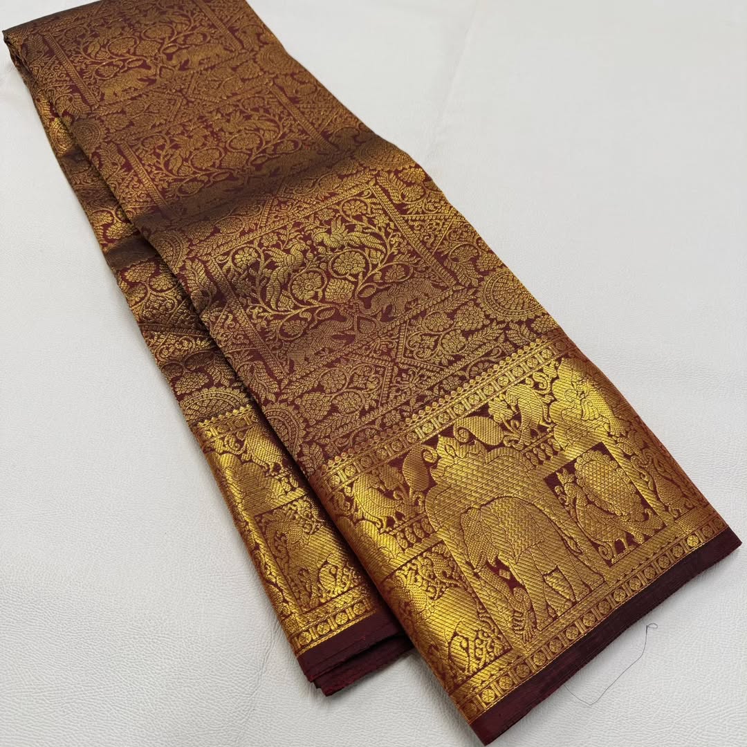 Stylish Maroon Soft Banarasi Silk Saree With Felicitous Blouse Piece