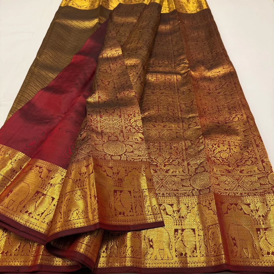 Stylish Maroon Soft Banarasi Silk Saree With Felicitous Blouse Piece
