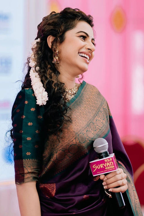 Load image into Gallery viewer, Prominent Purple Soft Silk Saree With Engrossing Blouse Piece
