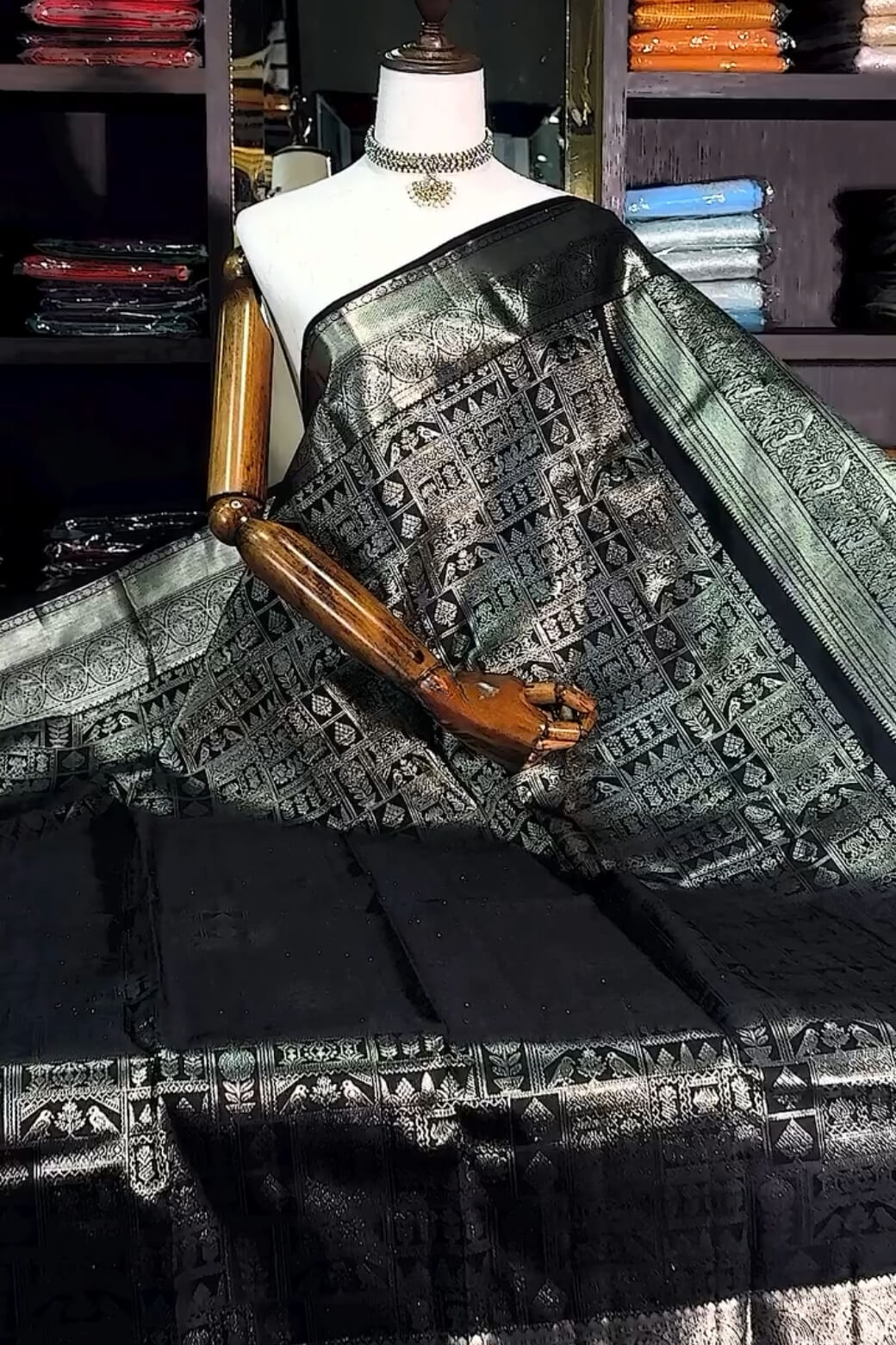 Tremendous Black Soft Banarasi Silk Saree With Elaborate Blouse Piece