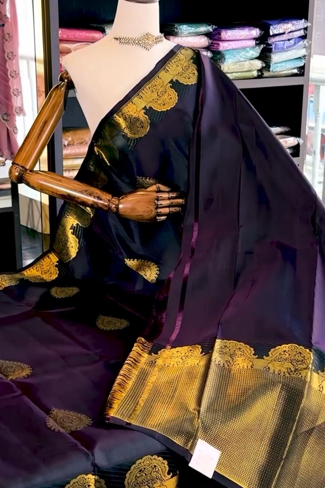 Ebullience Purple Soft Banarasi Silk Saree With Staring Blouse Piece