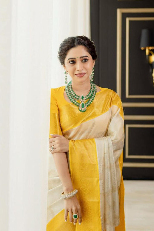 Yellow saree with white blouse 💛⚪️ | Instagram