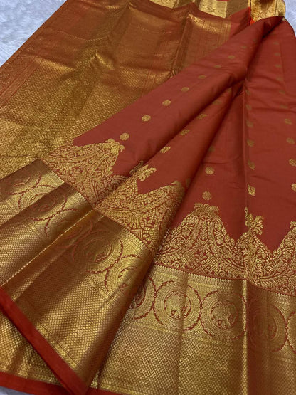 Ailurophile Orange Pure Zari Weaving Banarasi Silk Saree With Flaunt Blouse Piece