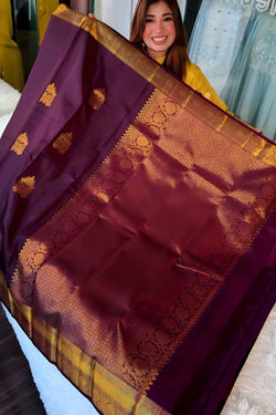 Adoring Purple Pure Zari Weaving Banarasi Silk Saree With Twirling Blouse Piece