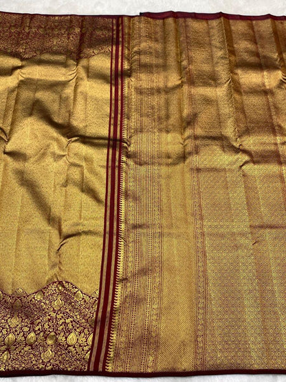 Fairytale Maroon Pure Zari Weaving Banarasi Silk Saree With Eclat Blouse Piece