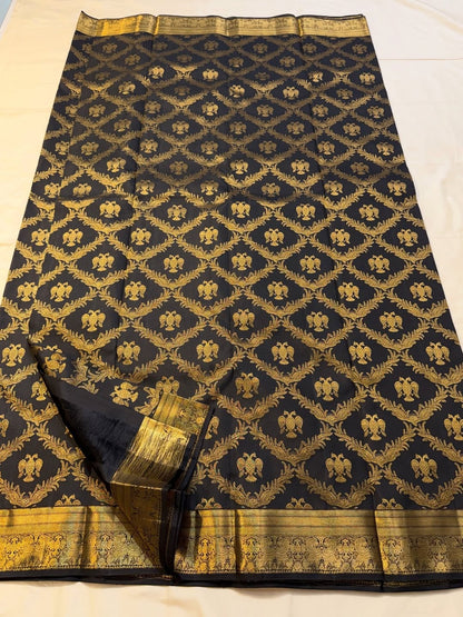 Sophisticated Black Pure Zari Weaving Banarasi Silk Saree With Preferable Blouse Piece
