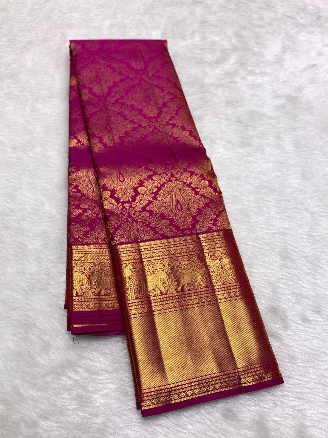 Scrupulous Dark Pink Pure Zari Weaving Banarasi Silk Saree With Imaginative Blouse Piece