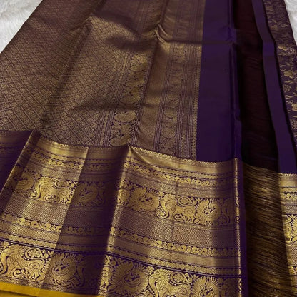 Engaging Purple Pure Zari Weaving Banarasi Silk Saree With Beauteous Blouse Piece