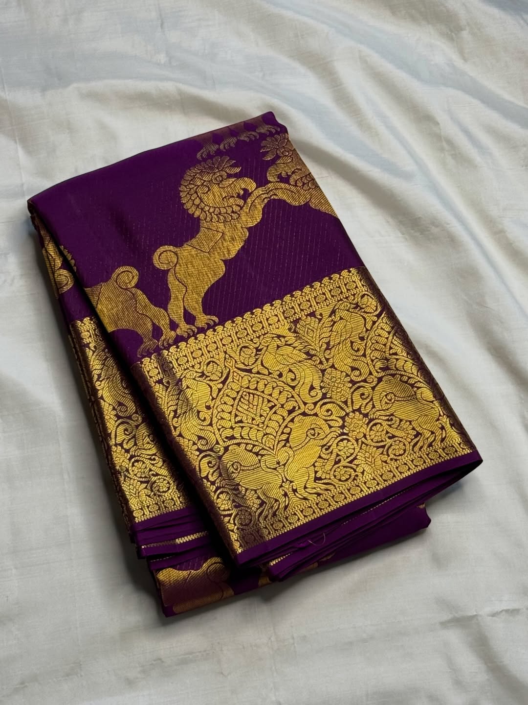 Classic Purple Pure Banarasi Silk Saree With Dalliance Blouse Piece