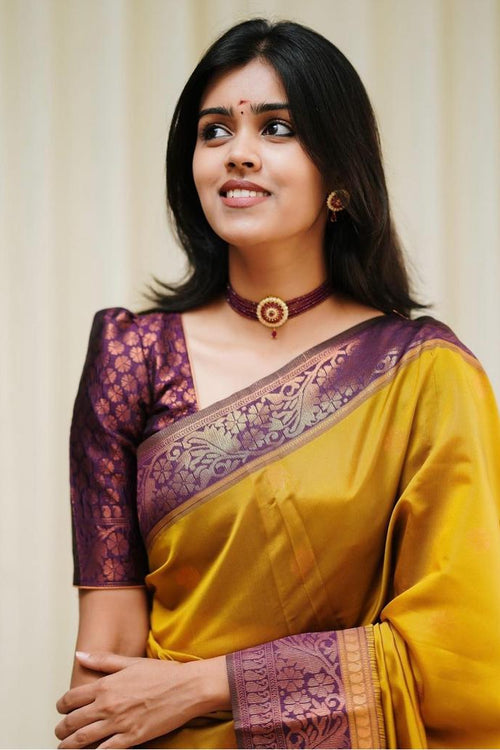 Load image into Gallery viewer, Mesmerising Yellow Soft Silk Saree With Demanding Blouse Piece
