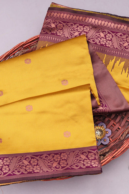 Load image into Gallery viewer, Mesmerising Yellow Soft Silk Saree With Demanding Blouse Piece
