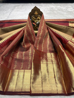 Angelic Maroon Pure Banarasi Silk Saree With Enamoring Blouse Piece
