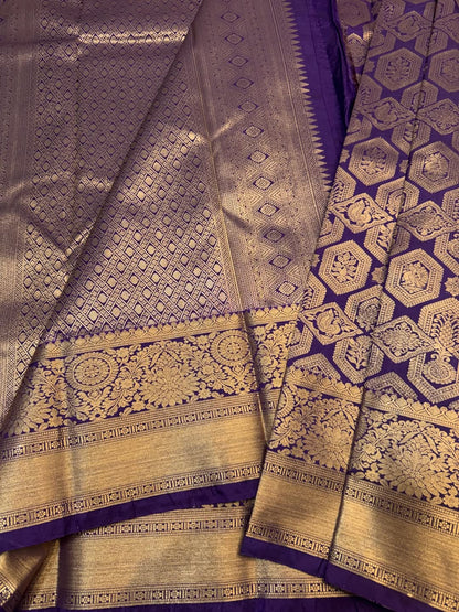 Imbrication Purple Pure Banarasi Silk Saree With Serendipity Blouse Piece