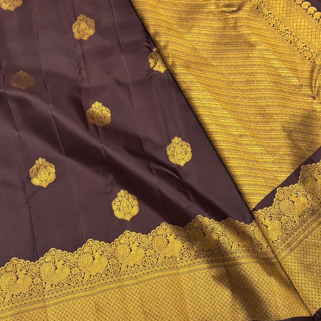 Skinny Brown Pure Banarasi Silk Saree With Bewitching Blouse Piece