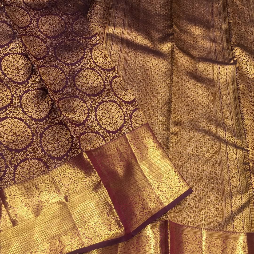 Amiable Wine Pure Banarasi Silk Saree With Gorgeous Blouse Piece