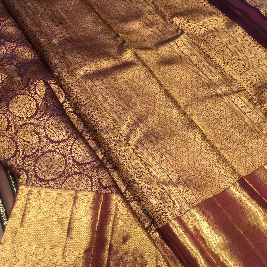 Amiable Wine Pure Banarasi Silk Saree With Gorgeous Blouse Piece