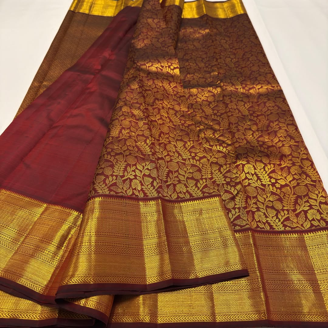 Magnificat Maroon Pure Banarasi Silk Saree With Assemblage Blouse Piece