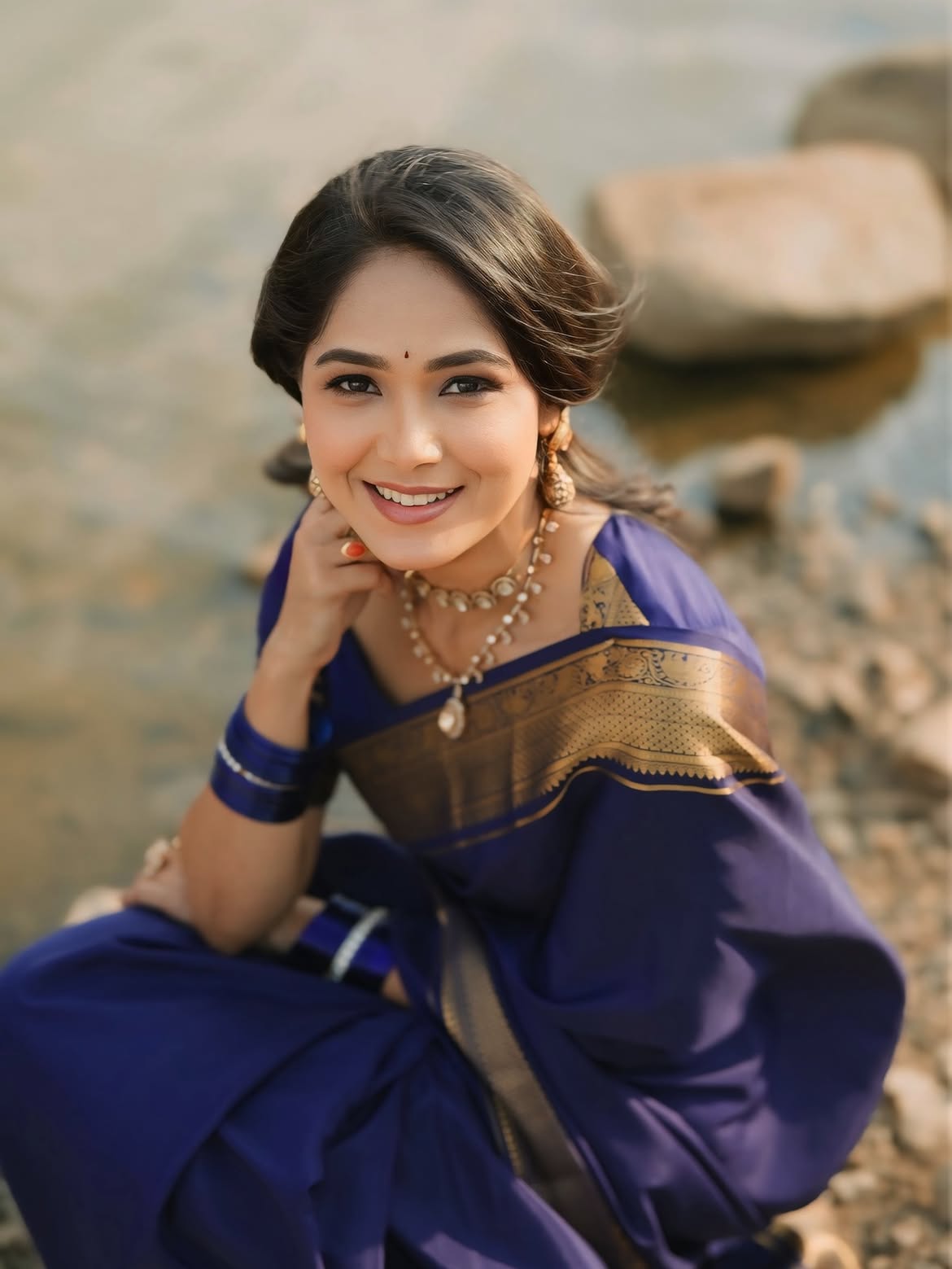 Surpassing Navy Blue Pure Banarasi Silk Saree With Enthralling Blouse Piece