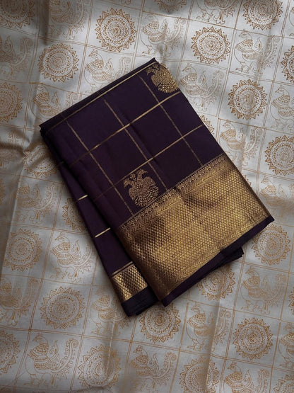 Desirable Purple Pure Zari Weaving Banarasi Silk Saree With Panache Blouse Piece