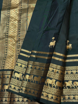 Devastating Dark Green Pure Banarasi Silk Saree With Engrossing Blouse Piece