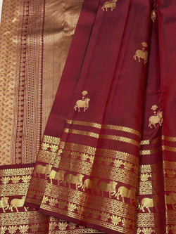 Delightful Maroon Pure Banarasi Silk Saree With Proficient Blouse Piece