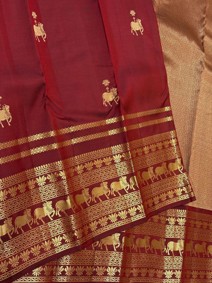 Delightful Maroon Pure Banarasi Silk Saree With Proficient Blouse Piece