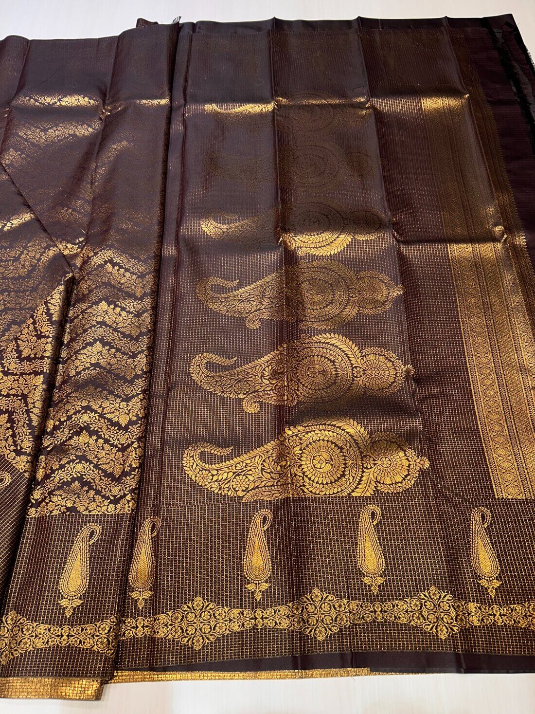 Conflate Brown Pure Banarasi Silk Saree With Blissful Blouse Piece