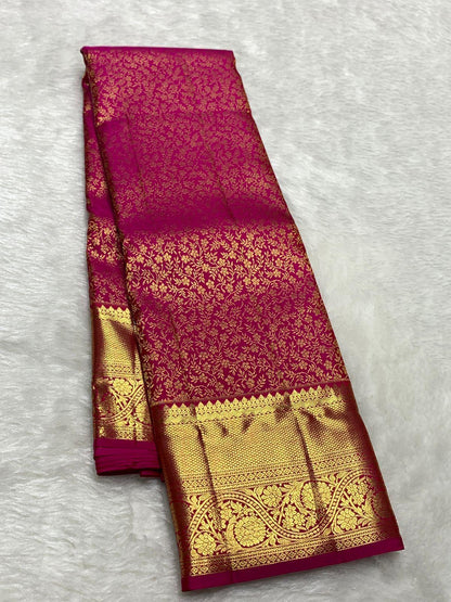 Allure Dark Pink Pure Banarasi Silk Saree With Tantalizing Blouse Piece