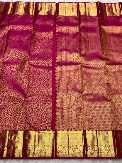 Allure Dark Pink Pure Banarasi Silk Saree With Tantalizing Blouse Piece