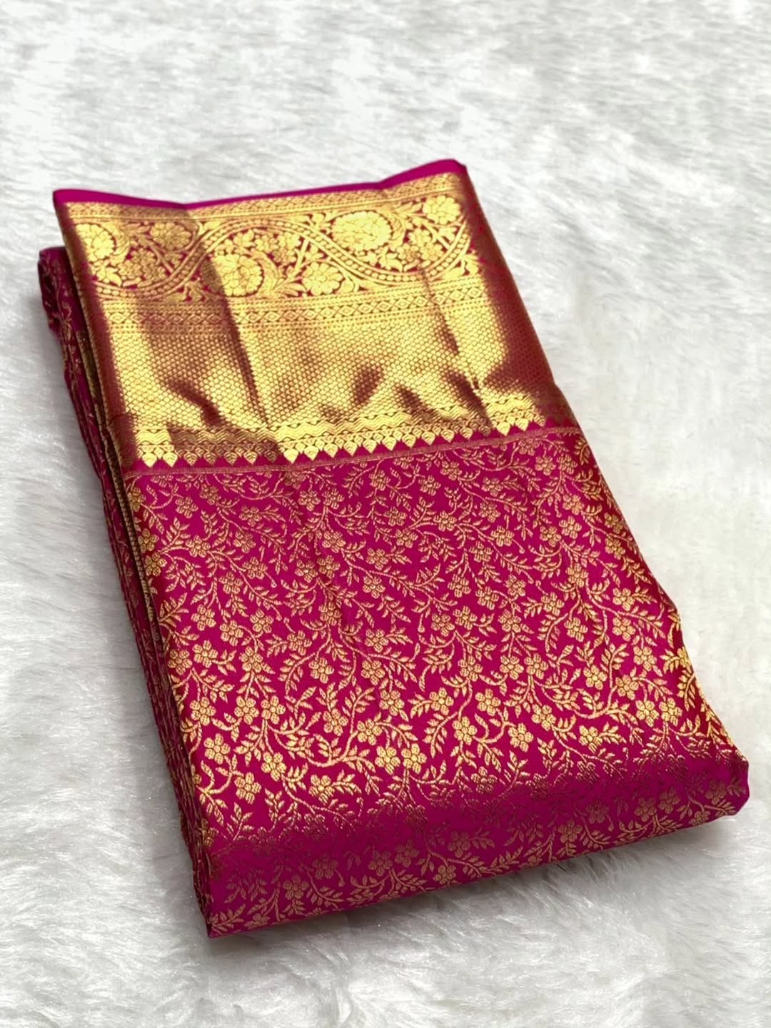 Allure Dark Pink Pure Banarasi Silk Saree With Tantalizing Blouse Piece