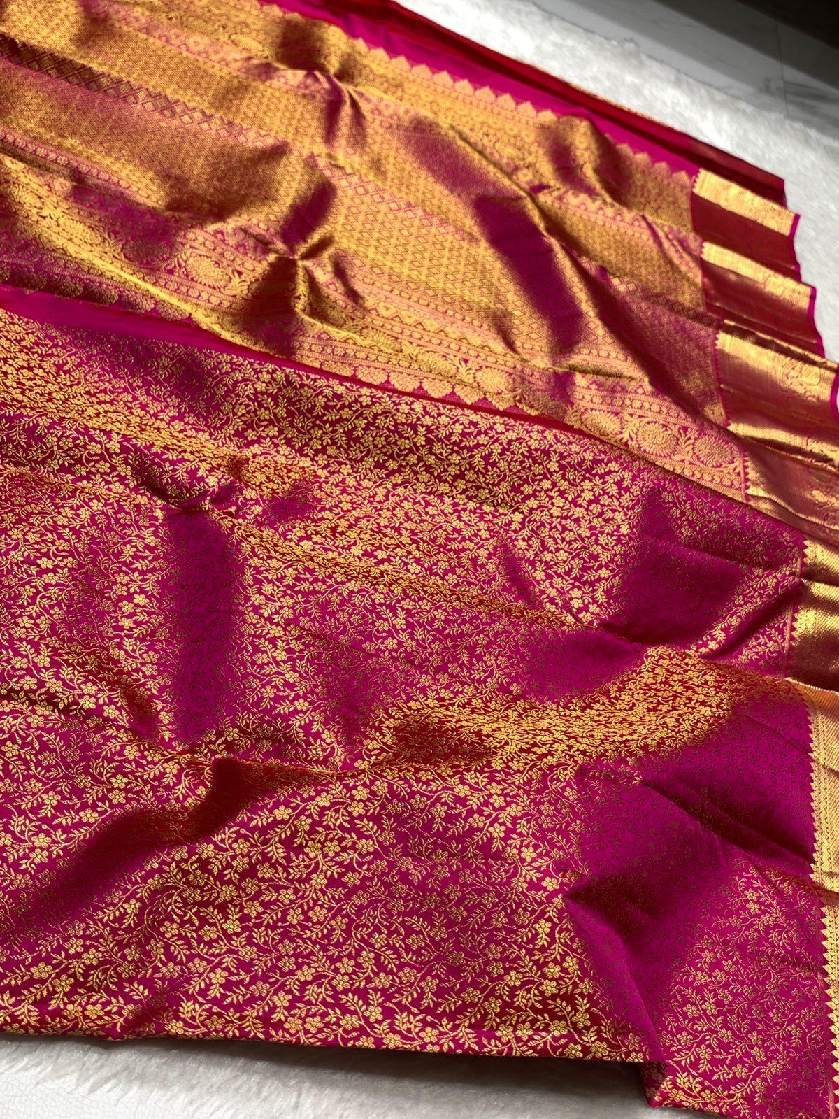 Allure Dark Pink Pure Banarasi Silk Saree With Tantalizing Blouse Piece