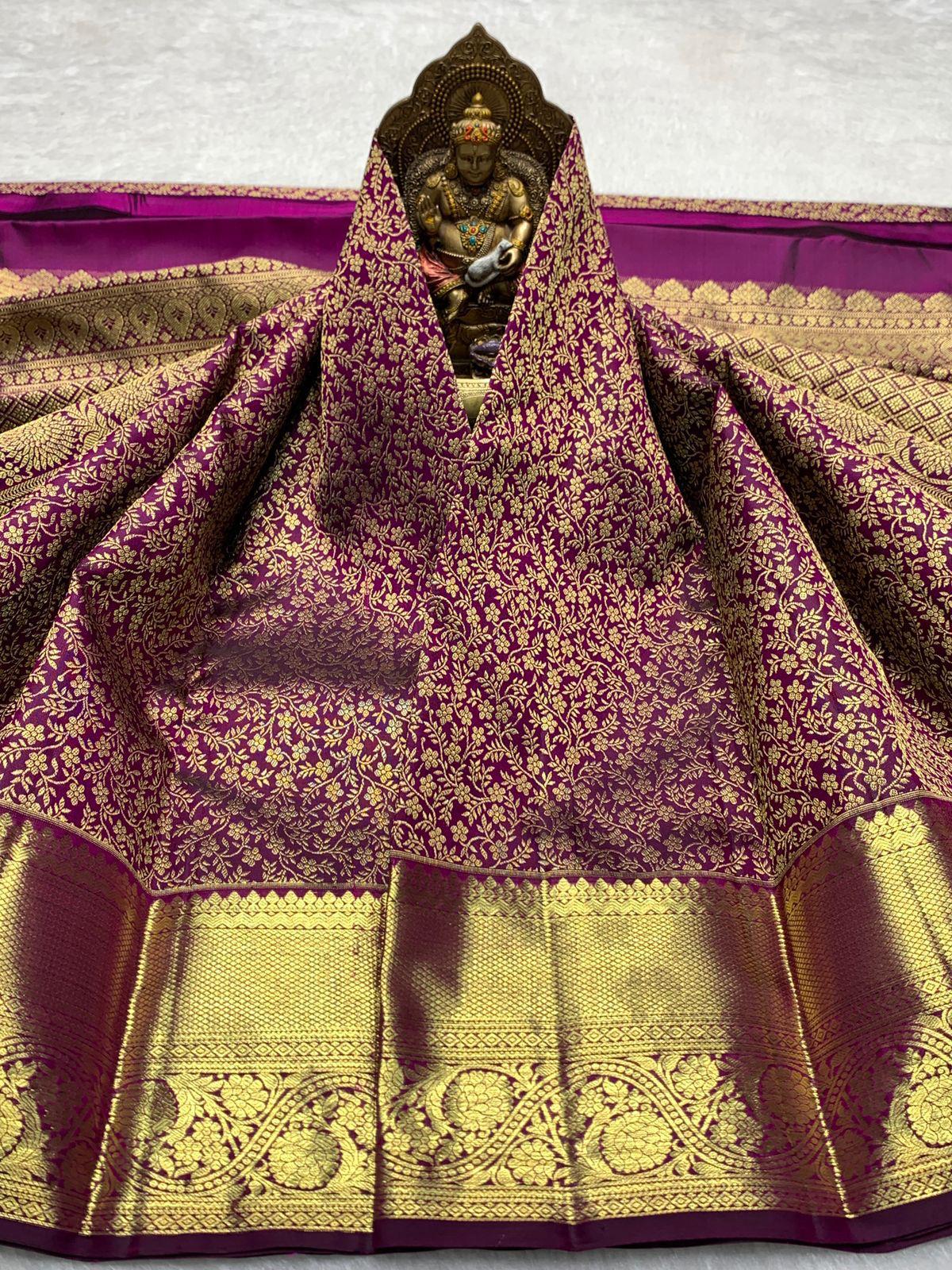 Whimsical Purple Pure Banarasi Silk Saree With Pretty Blouse Piece