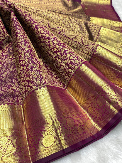 Whimsical Purple Pure Banarasi Silk Saree With Pretty Blouse Piece