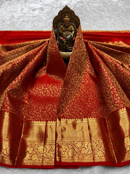 Divine Red Pure Banarasi Silk Saree With Petrichor Blouse Piece