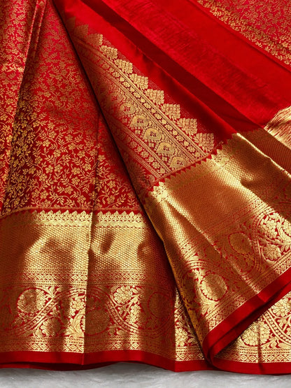 Divine Red Pure Banarasi Silk Saree With Petrichor Blouse Piece