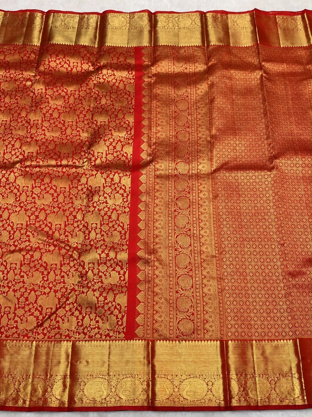 Innovative Red Pure Banarasi Silk Saree With Bucolic Blouse Piece