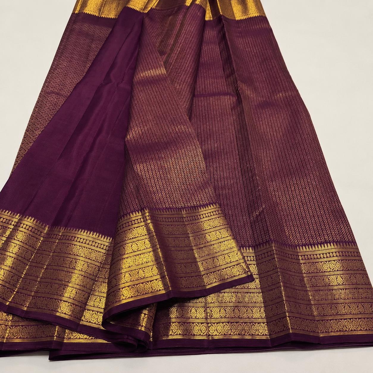 Symmetrical Purple Pure Banarasi Silk Saree With Energetic Blouse Piece