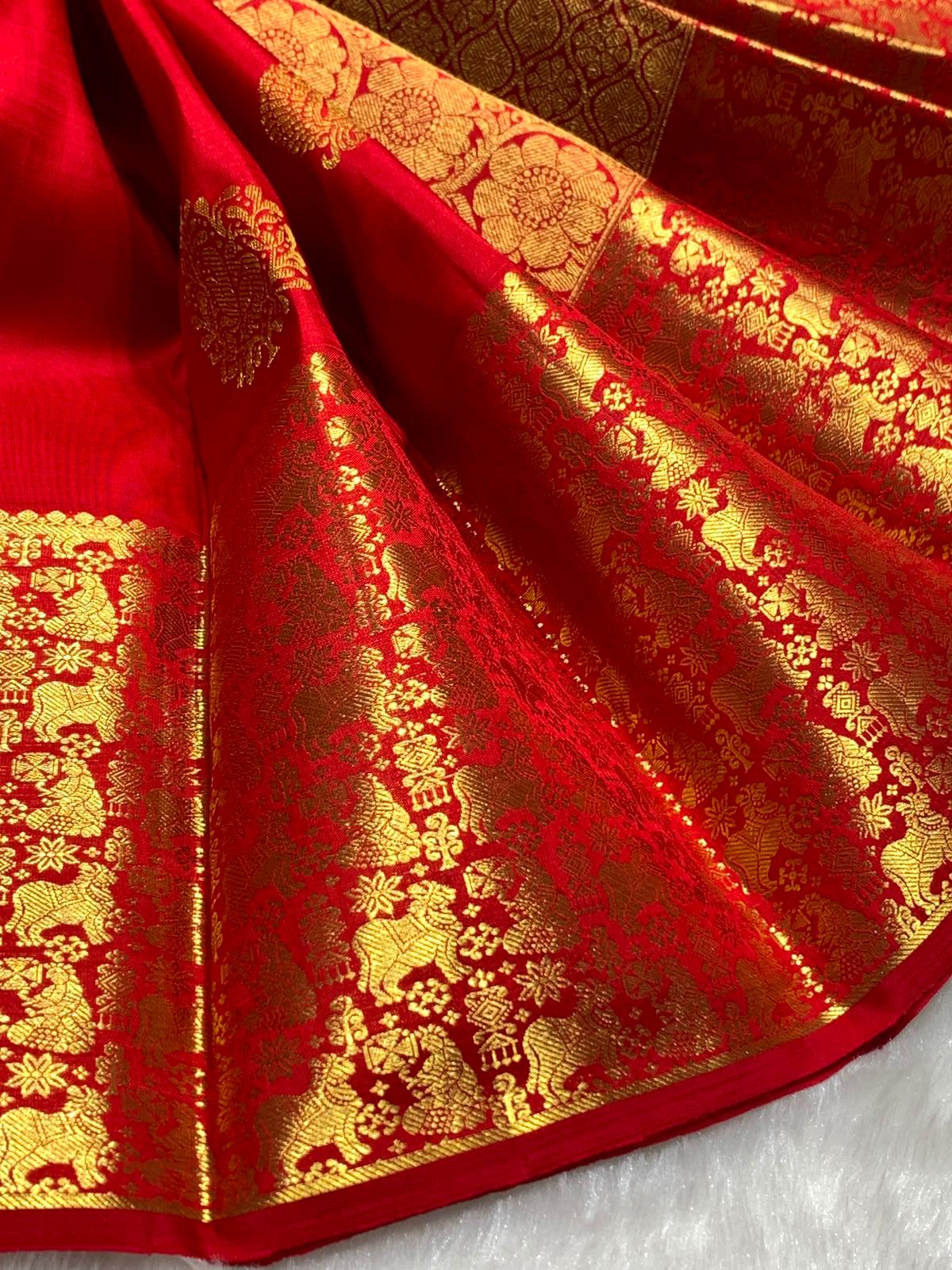 Seraglio Red Pure Banarasi Silk Saree With Exemplary Blouse Piece