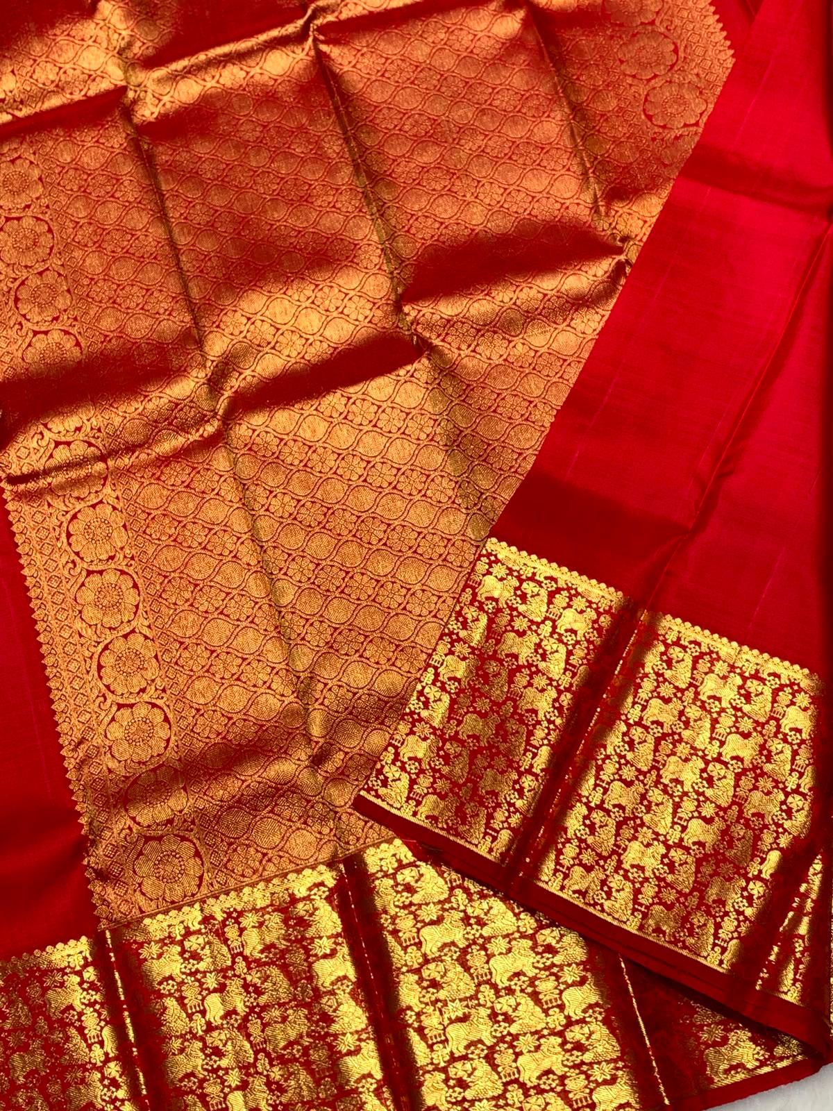 Seraglio Red Pure Banarasi Silk Saree With Exemplary Blouse Piece